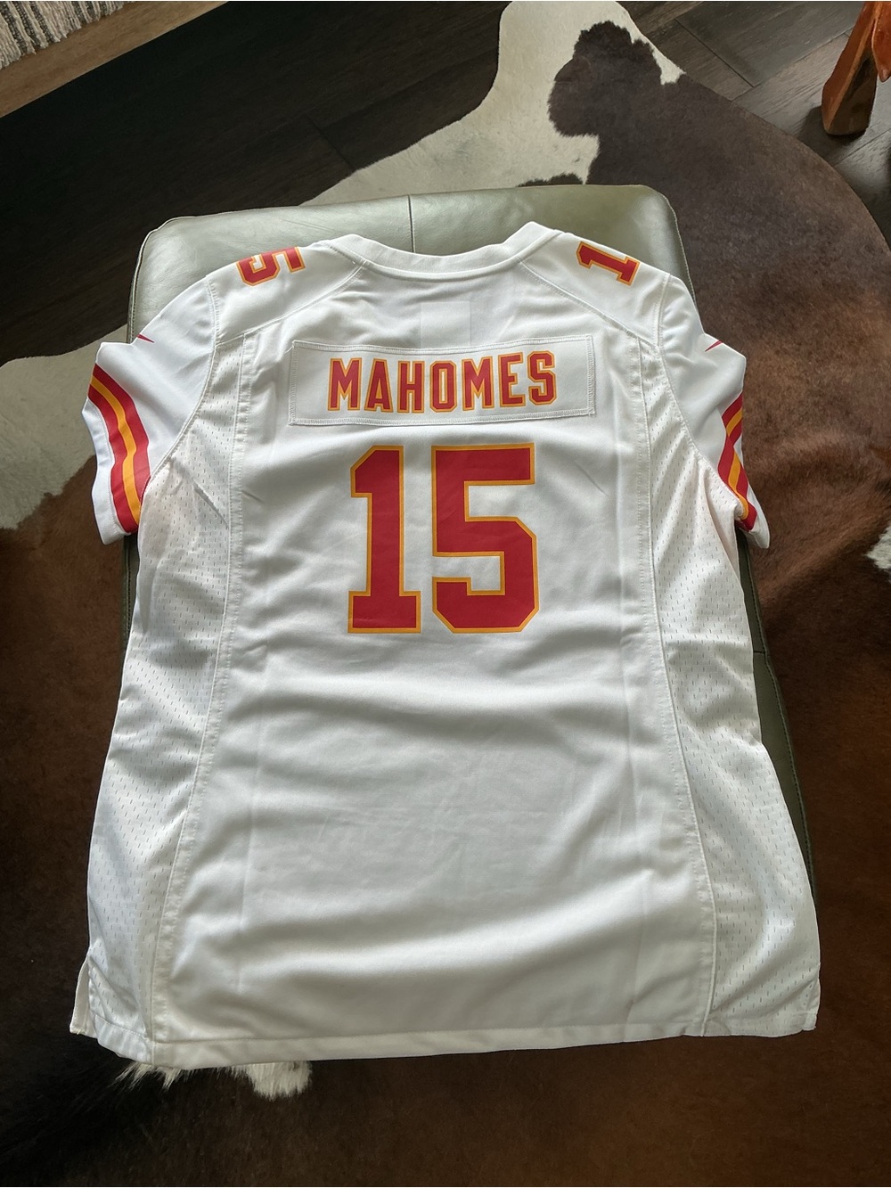 White Mahomes #15 Football Jersey - Women’s size Large